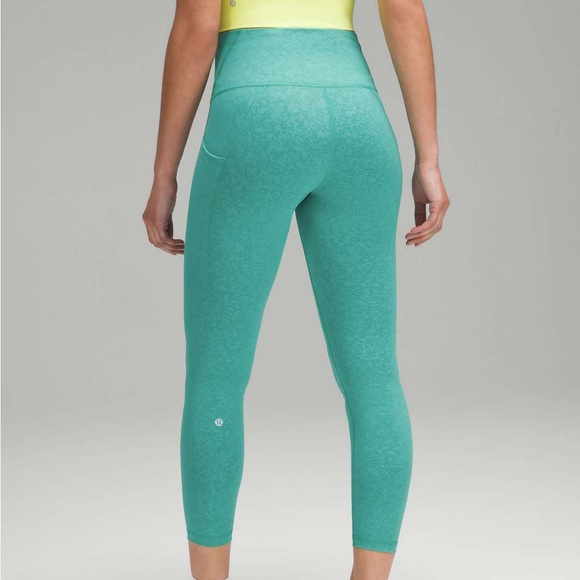 Lululemon Wunder Train HR Tight 25” Pockets - Picture 2 of 10